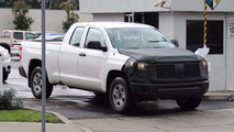 Toyota Tundra refresh spy pics