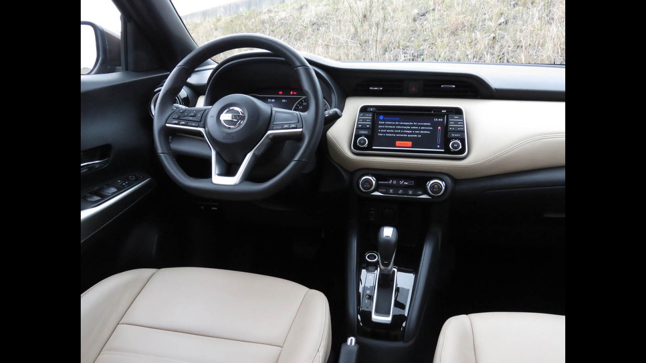 Teste CARPLACE: Nissan Kicks faz duelo "olímpico" contra o Honda HR-V