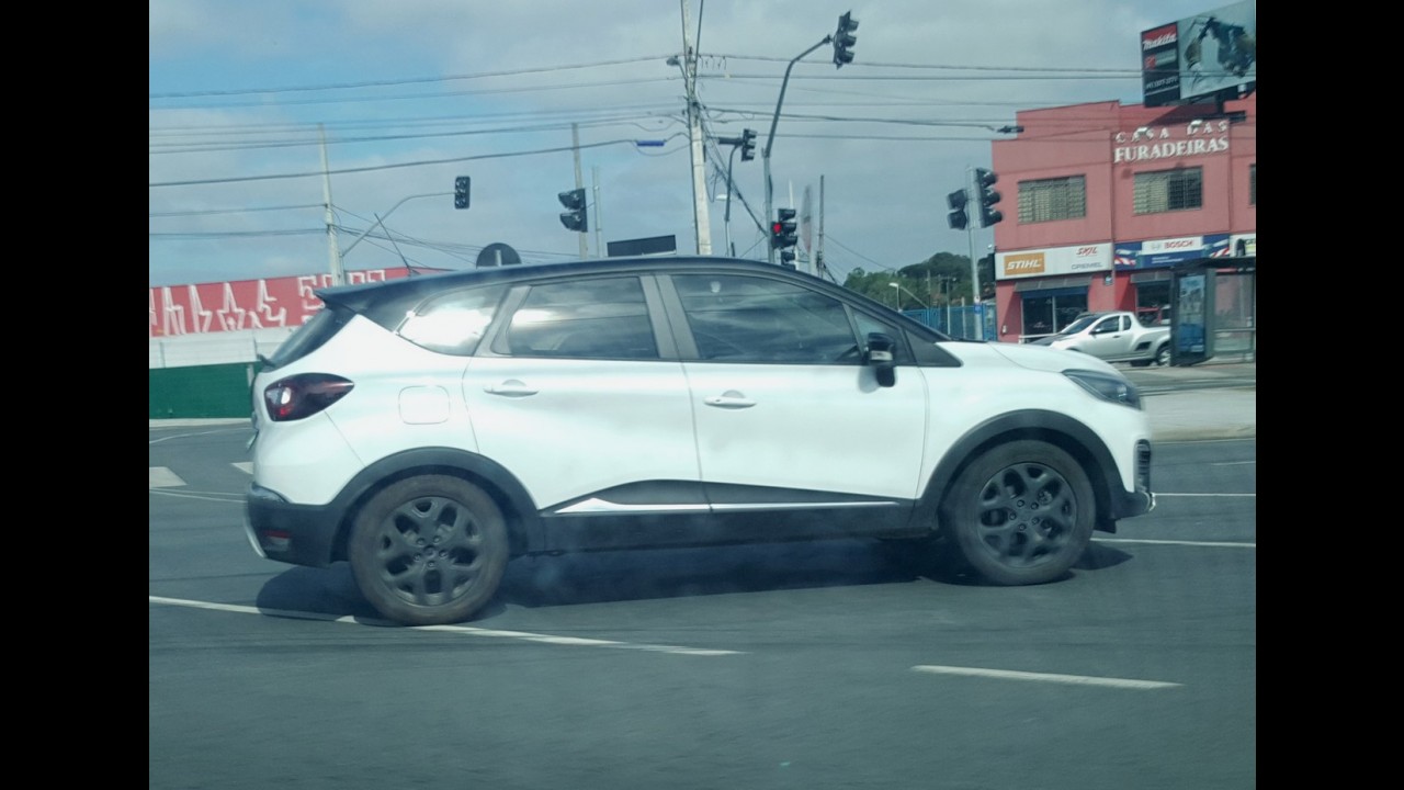 Flagra: Renault Captur nacional está quase pronto para a estreia