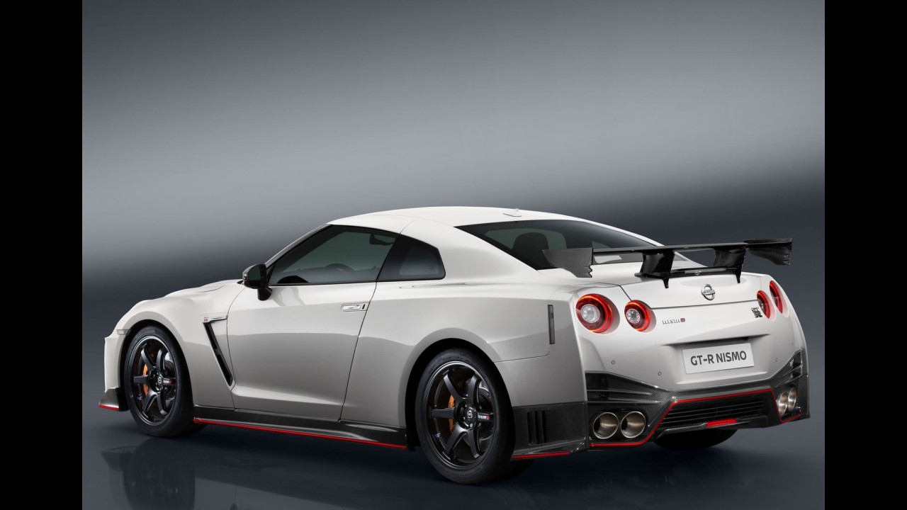Nissan GT-R Nismo: versão preparada de 608 cv chega aos EUA por US$ 174.990