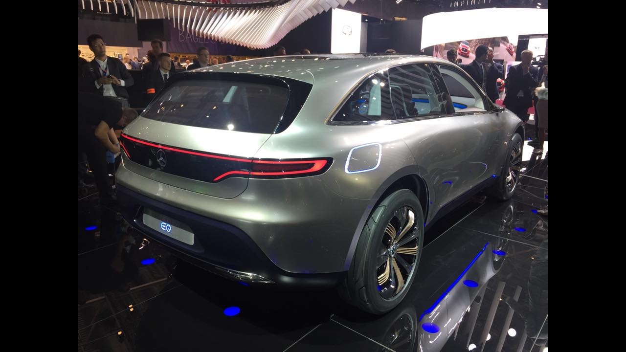 Paris: crossover autônomo e AMG GT Roadster são destaques da Mercedes