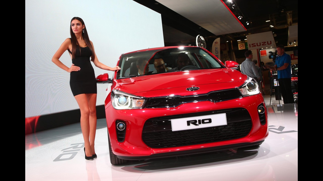 Paris: maior e mais refinado, Kia Rio 2017 chega ao Brasil em 2017