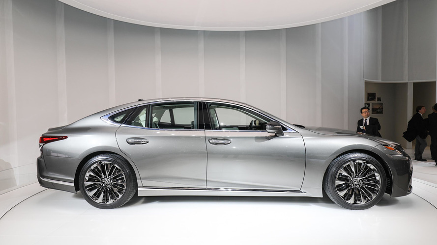 2018 Lexus LS: Detroit 2017