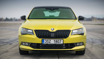 Skoda Superb Sportline with Dragon Skin paint