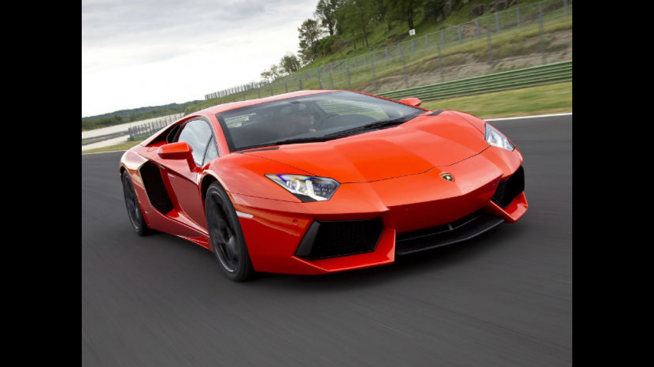 Lamborghini Aventador supera Murciélago e alcança 5 mil unidades produzidas