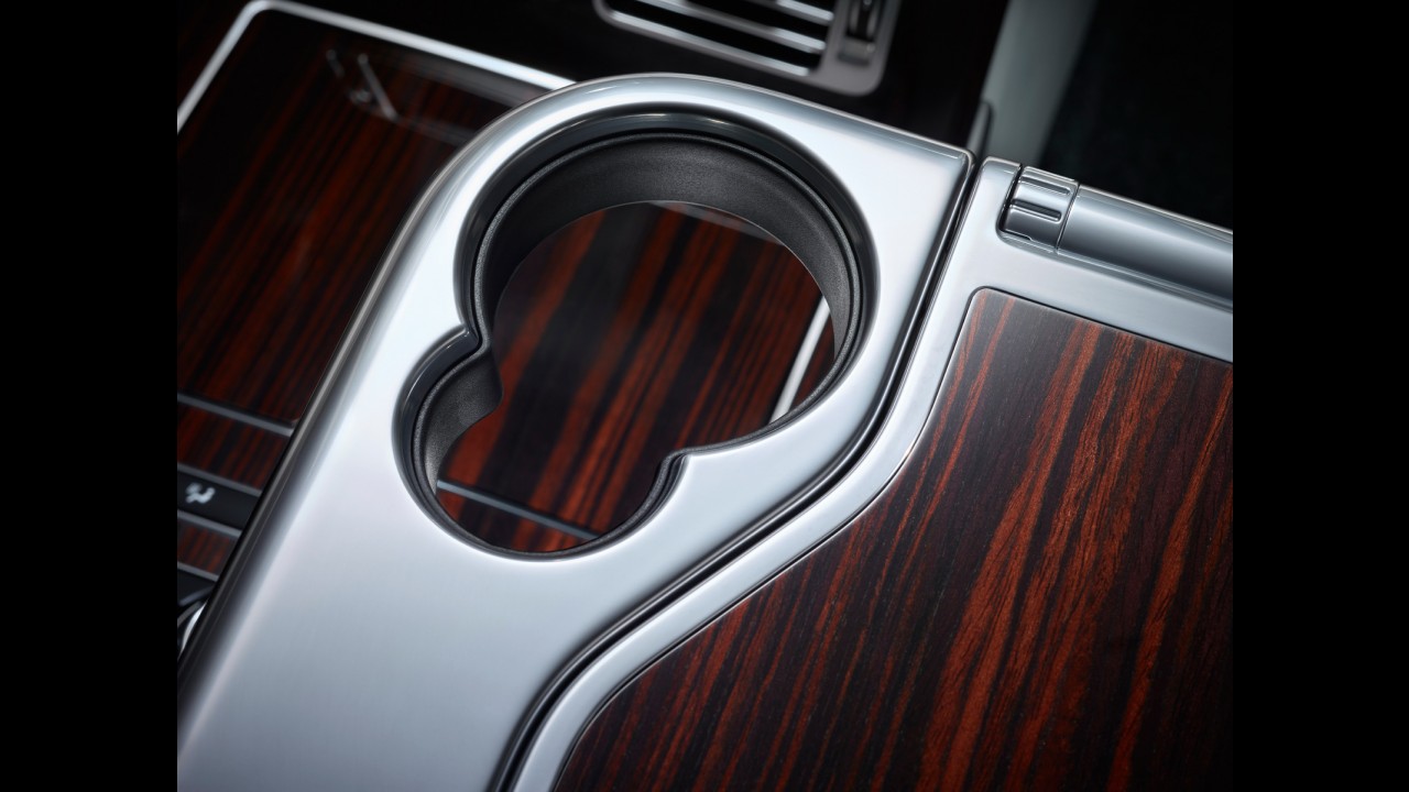 Range Rover SVAutobiography é o modelo mais luxuoso já feito pela marca
