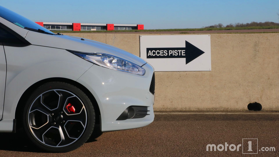 Essai Ford Fiesta ST200