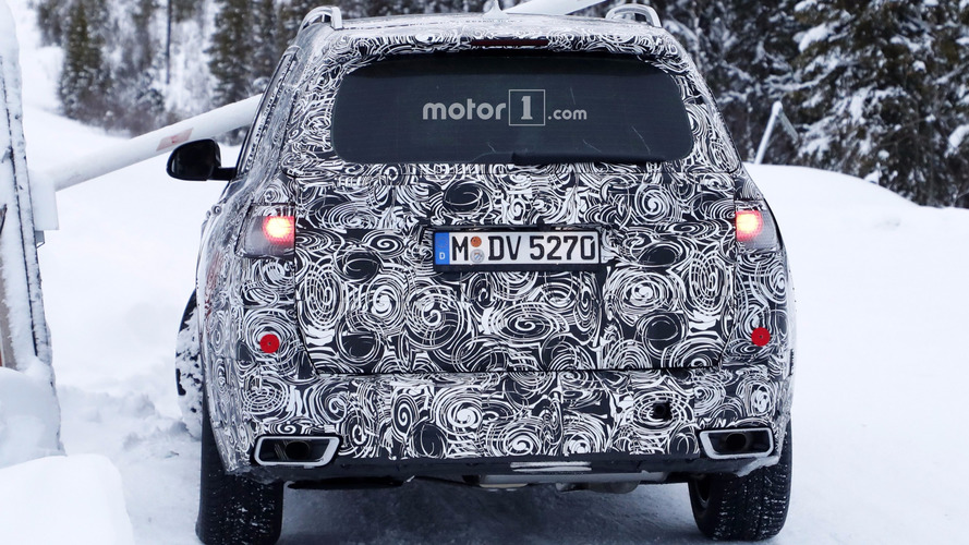 2018 BMW X7 spy photo