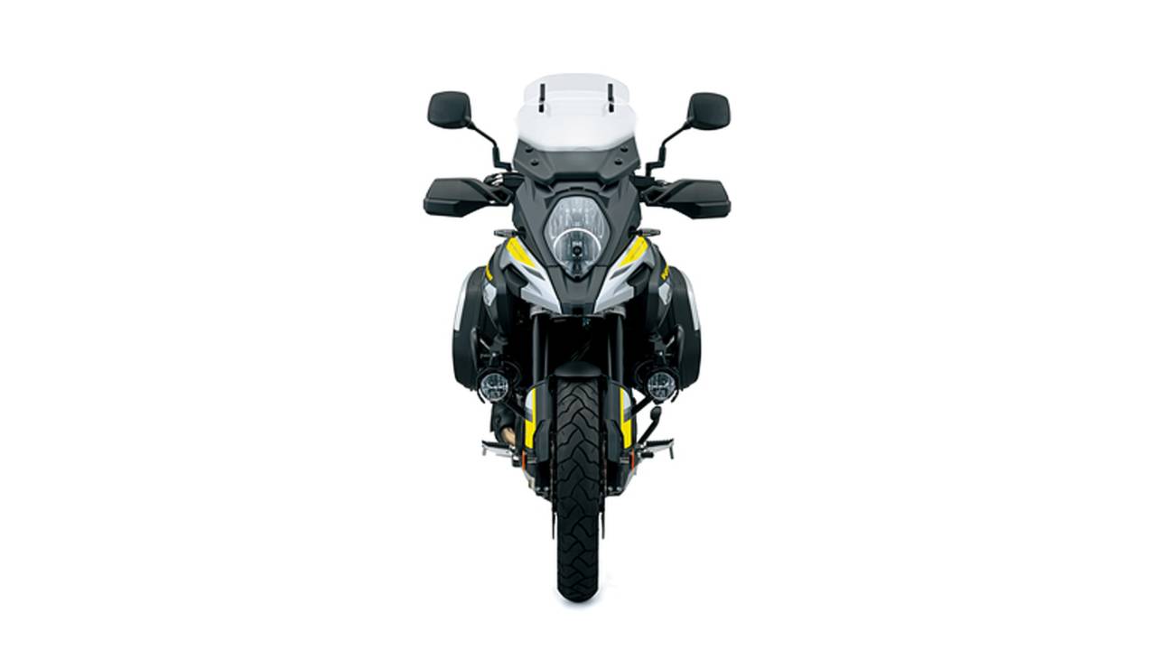 <strong>Equipped with wire-spoked wheels, the V-Strom 1000XT has joined the lineup. A feature on the more adventure related styling V-Strom 1000XT is the tapered handlebars, supporting the next level of adventure.</strong>