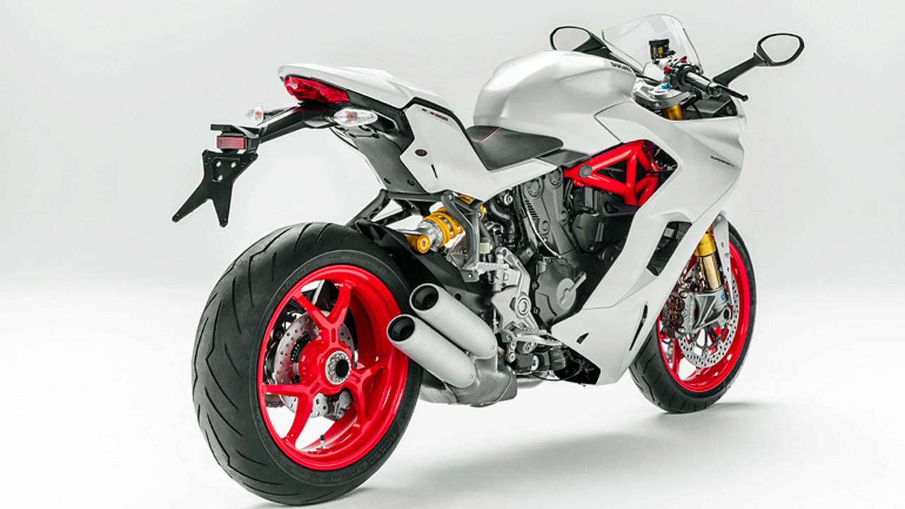 <strong>The Ducati SuperSport is designed for those who want a sport-inspired bike that still provides comfort and easy handling on everyday roads.</strong>