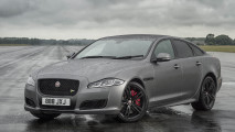 Platz 10: Jaguar XJR; Leistung: 575 PS
