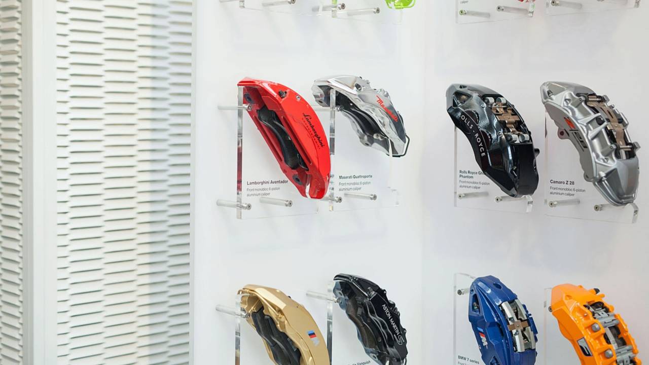 İtalya'daki Brembo Fabrikasında Kısa Bir Gezinti