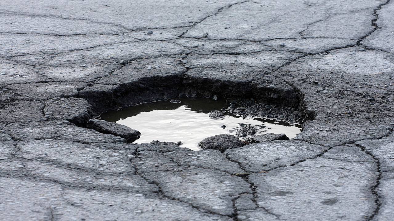 Pothole