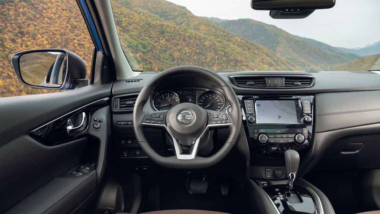 Nissan X-Trail & Nissan Qashqai on Caucasus