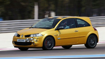 Renault Megane F1 Team R26