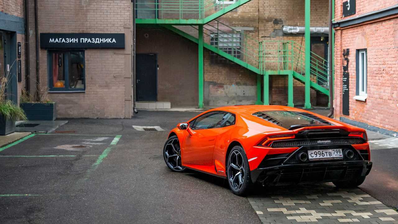 Lamborghini Huracan тест в Москве