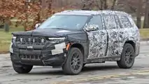 Jeep Grand Cherokee 3 Row Spy Shots Front Three Quarters