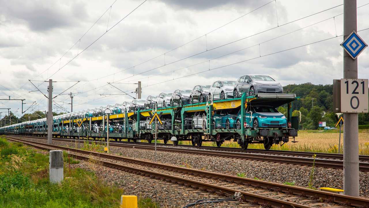 Transport of the Volkswagen ID.3 1ST