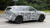 2022 BMW X1 spy photo (side view)