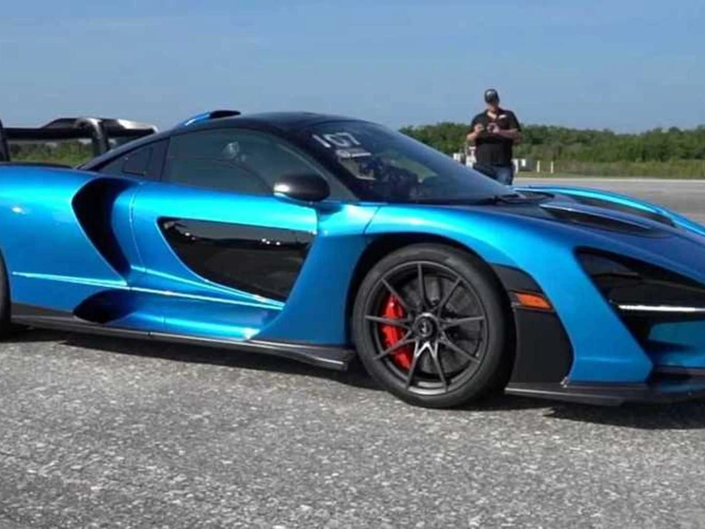 JAMARA Véhicule Radiocommandé McLaren Senna 1:14 Orange 2,4GHz
