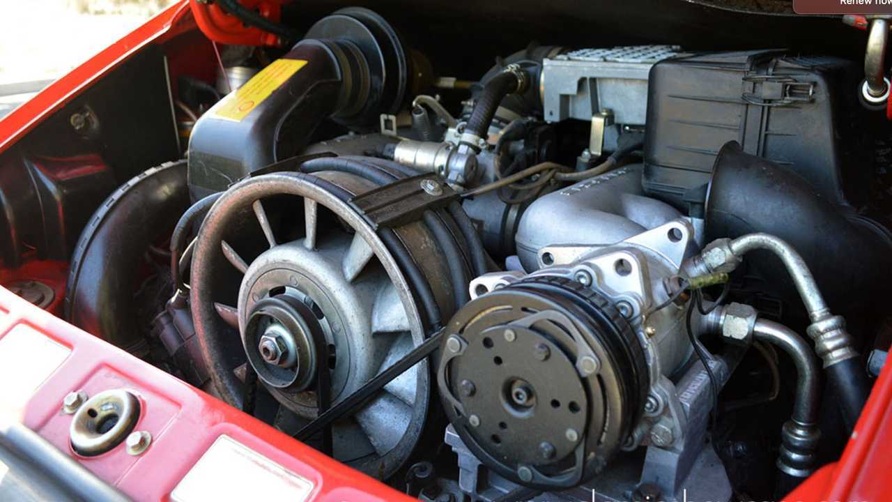 Porsche 911 de 1979 con apariencia de 930 Turbo 'Slantnose'