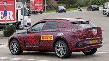 Nouvelles photos espion de l'Aston Martin DBX