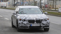2015 BMW 7-Series spy photo