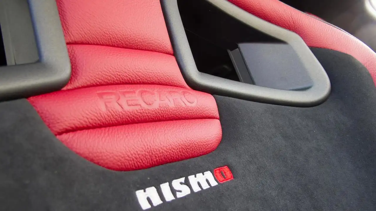 Nissan Juke Nismo Rs Unchained For L A Crowds With 215 Bhp Video
