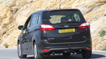 2015 Ford C-Max facelift spy photos 16.9.2013