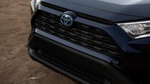 2019 Toyota RAV4 Hybrid: First Drive