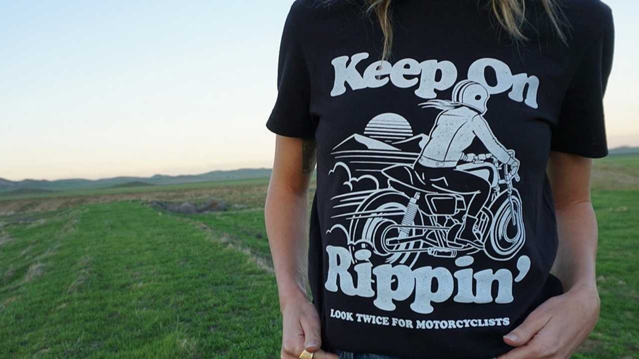 Rippin Tee