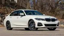2021 BMW 330e front quarter wide