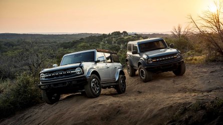 bronco hoped motor1 fewer dyno relaunch wrangler wildtrak broncos