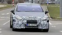 2022 Mercedes-Benz EQS Spionieren