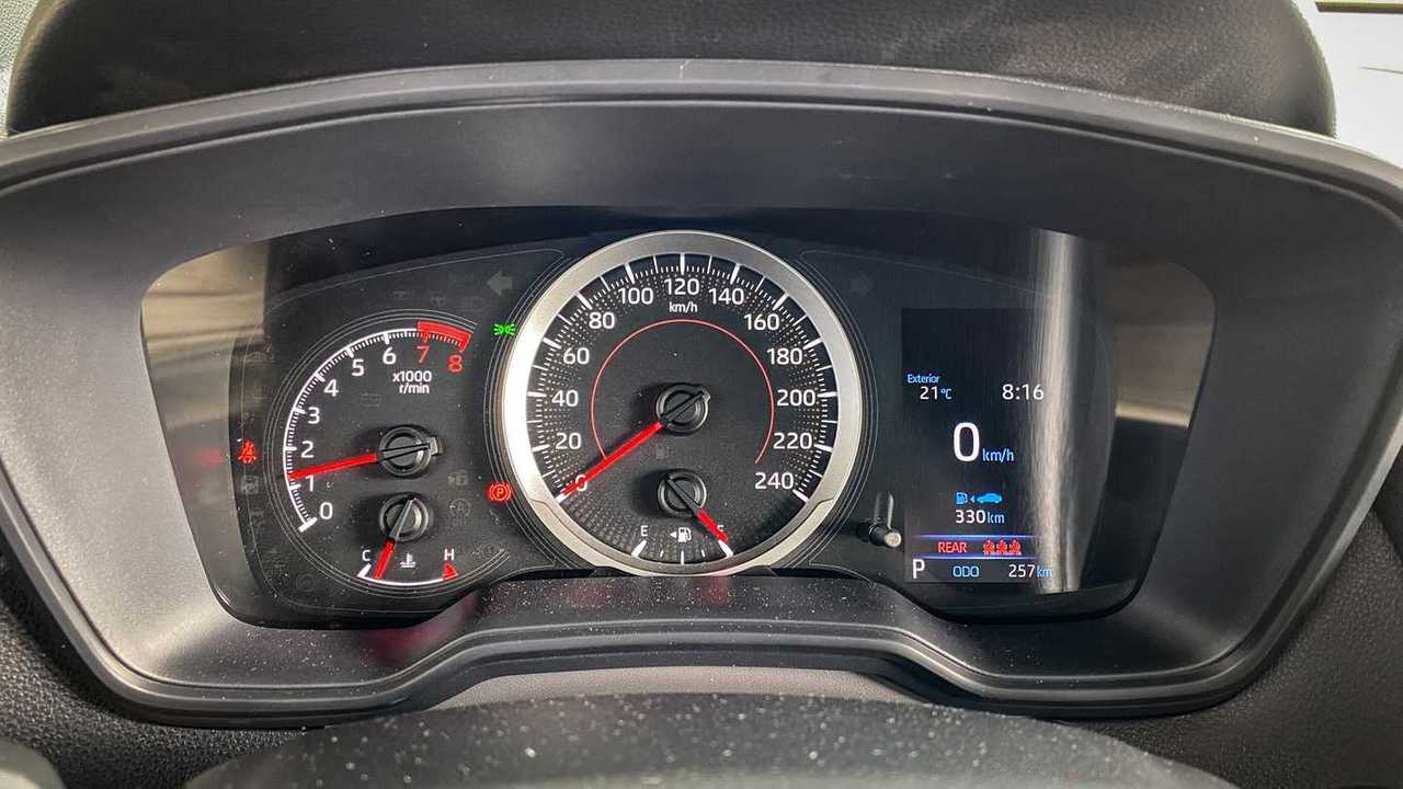 Toyota Corolla Cross 2022 (teste BR)