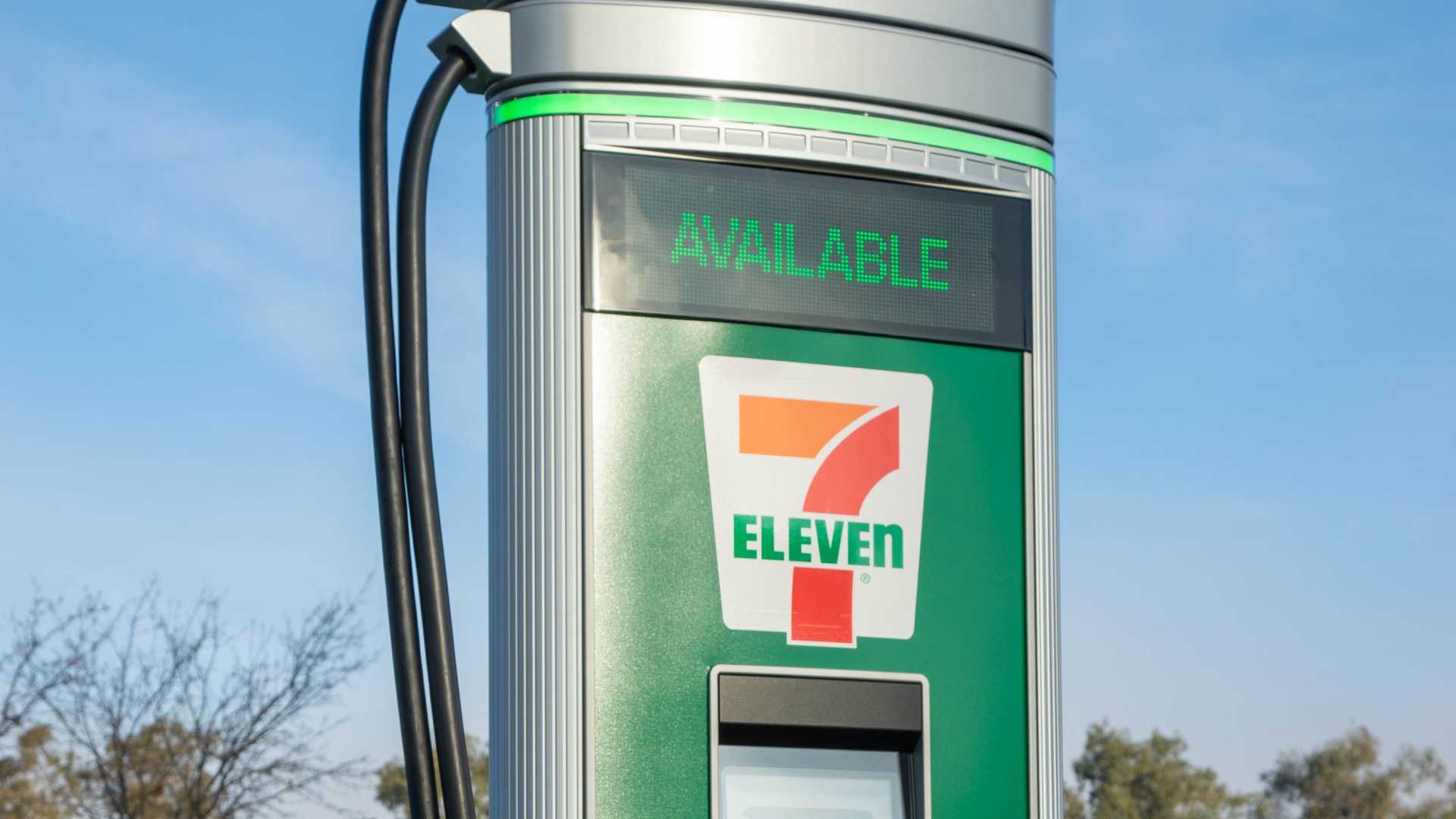 7Eleven To Install DC Chargers At 250 Stores In U.S. And Canada