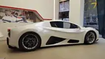 Milan Red Hiper Otomobili Detaylı Görüntüleri