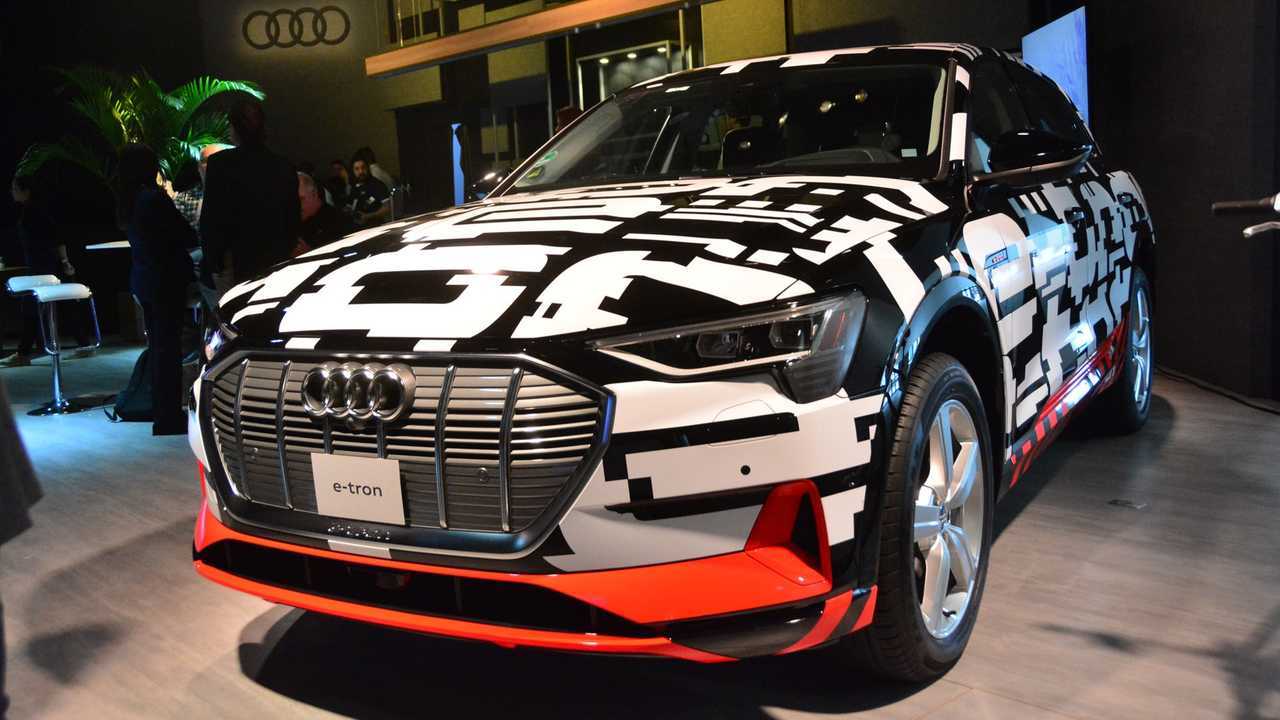 Audi e-tron - Salão de SP 2018