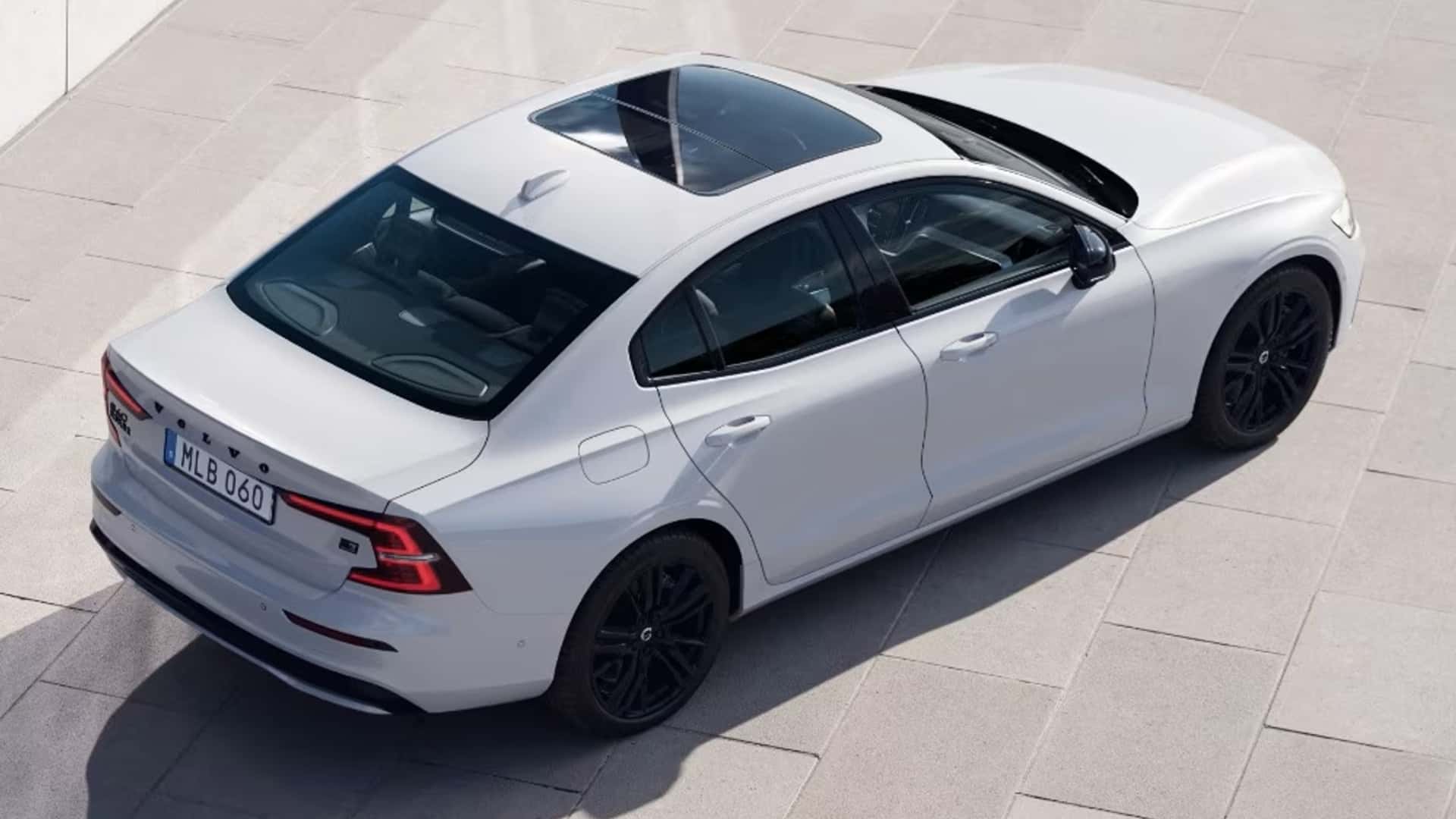 Nuevo Volvo S60 2024: víctima del SUV… ¡adiós y vía libre al Audi A5!