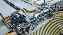 Bentley Ultra Performance Hybrid V8 (2024)