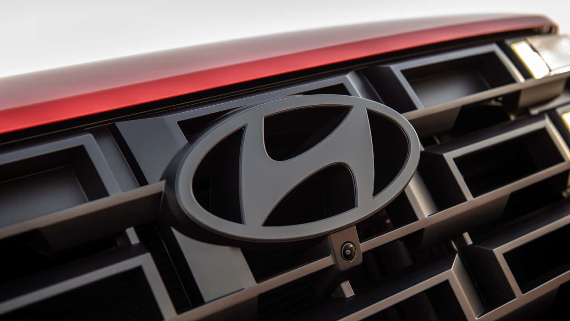 2025-hyundai-santa-cruz-teaser.jpg