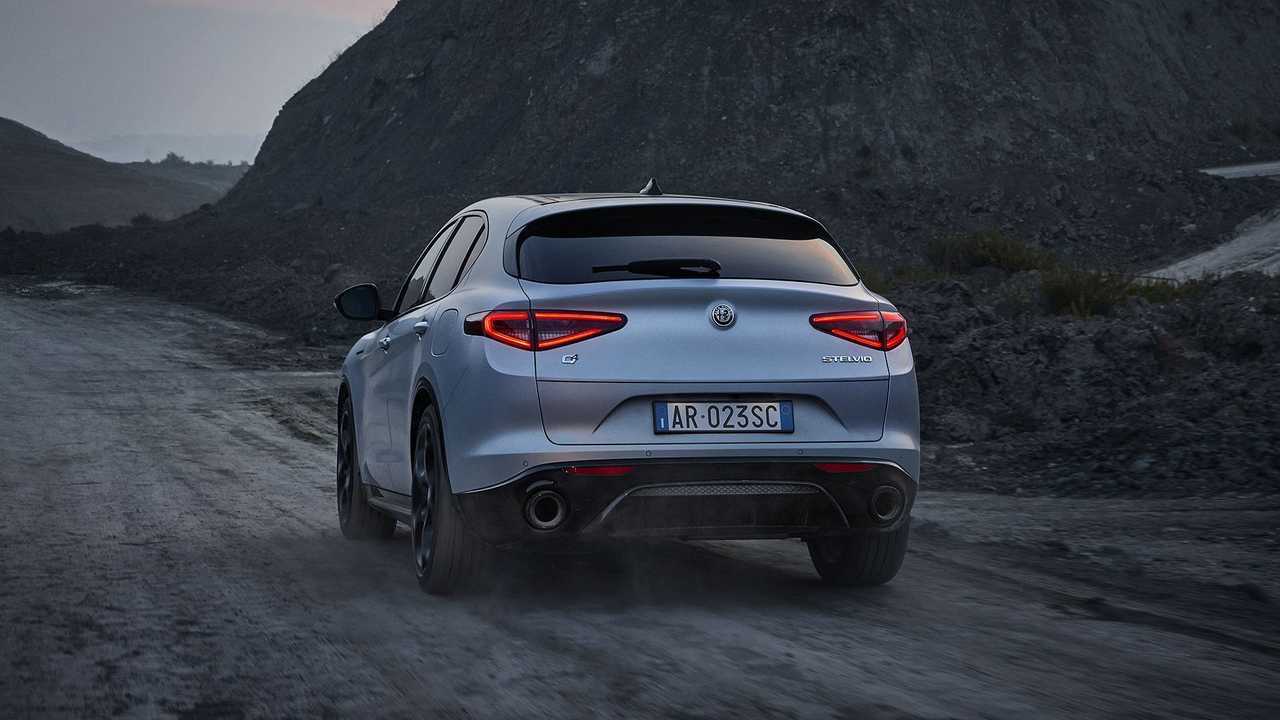 Alfa Romeo Stelvio (2023)