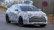 Toyota Small SU EV, le prime foto spia
