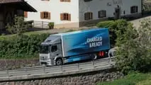 Mercedes-Benz eActros 300