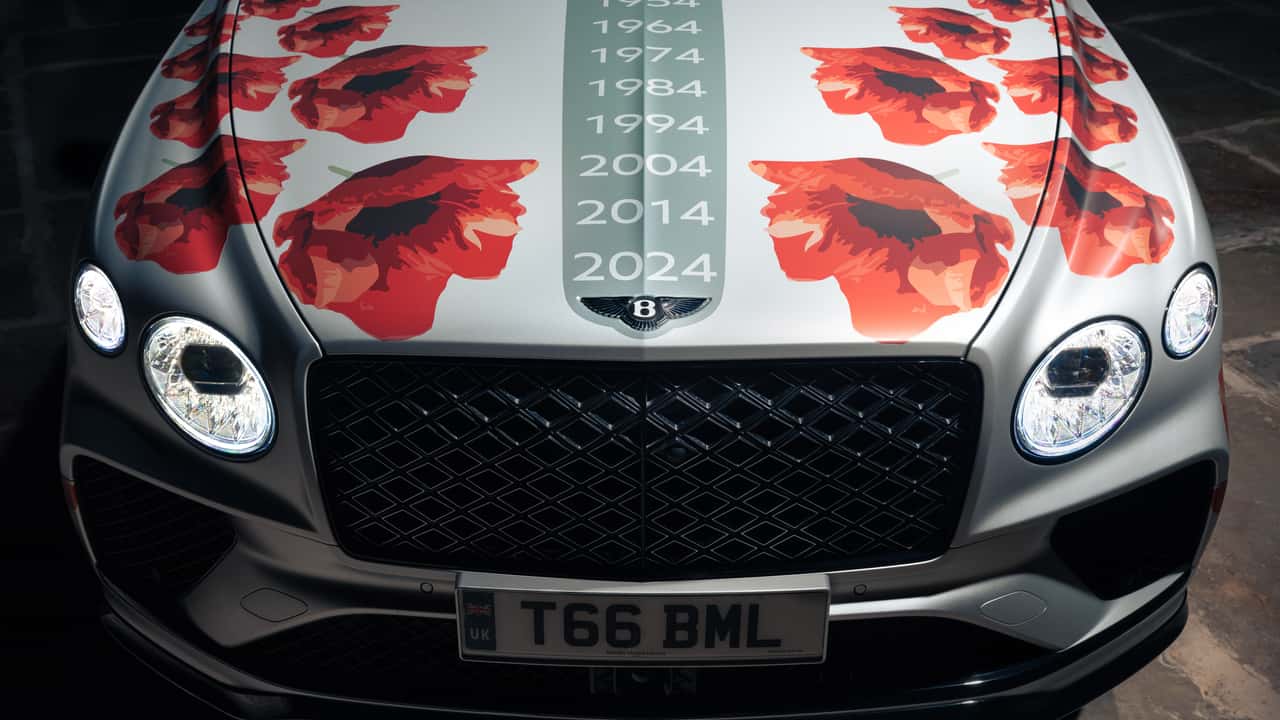 Bentley Bentayga EWB Mulliner Anma Günü 2024
