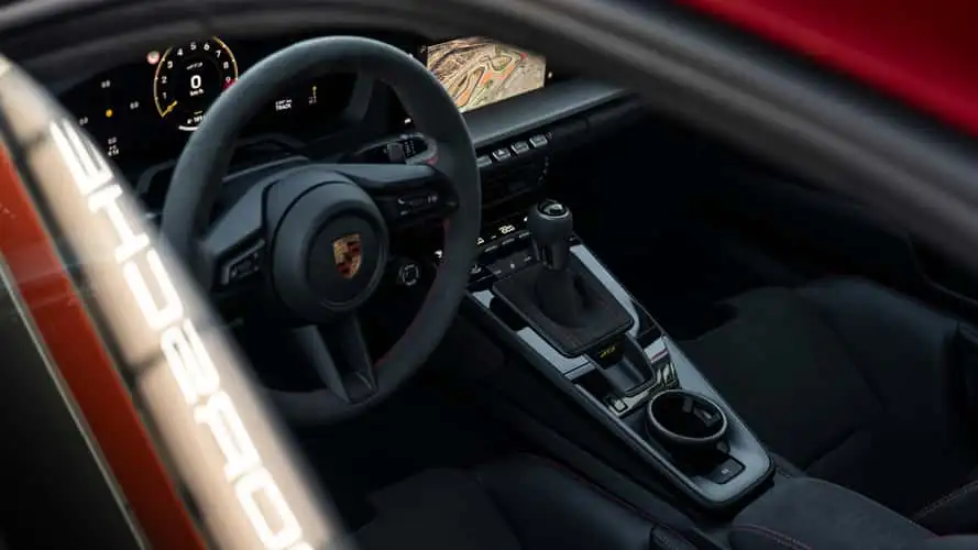 2025-porsche-911-gt3-review.webp