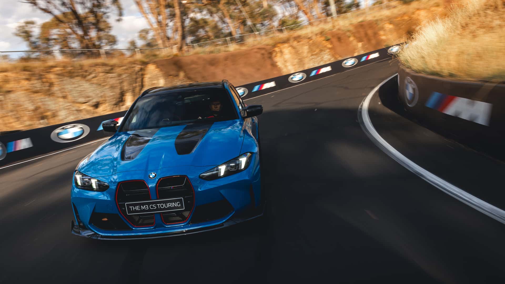 https://cdn.motor1.com/images/mgl/Oo2YRo/s1/bmw-m3-cs-touring-2025.jpg