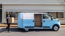 Maxus eDeliver 5: Eingeladen wird zum Beispiel über die Schiebetüre rechts