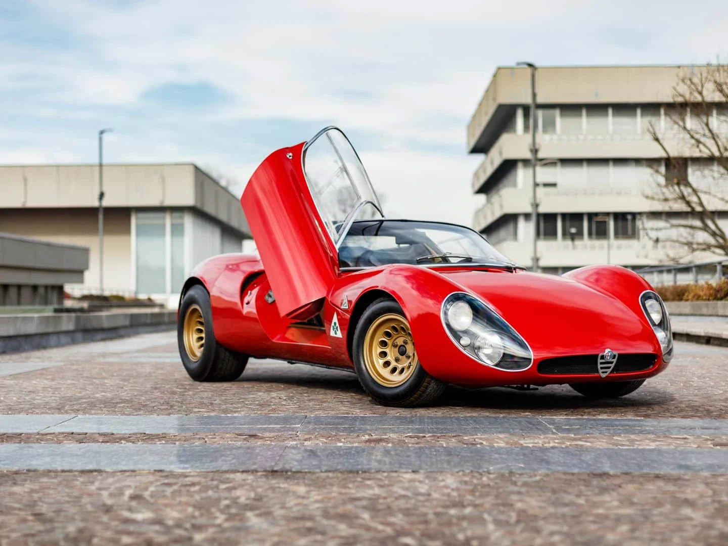 alfa-romeo-33-stradale-1967-1969.webp
