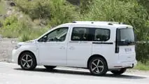 VW Caddy eHybrid Side